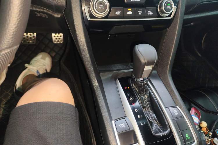 Used Honda Civic 2019 220TURBO CVT Dynamic Edition China VI Emission Standard Gear Lever