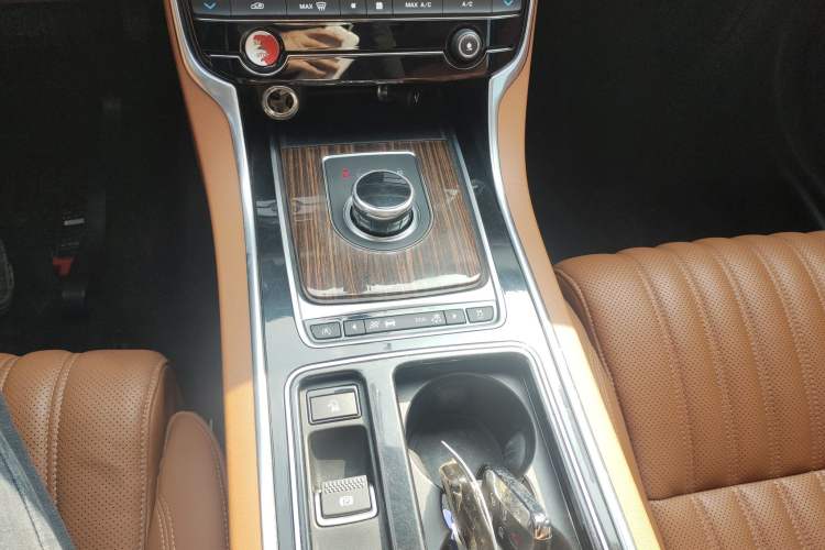 Used Jaguar XFL 2017 XFL 2.0T 240PS Luxury Edition
