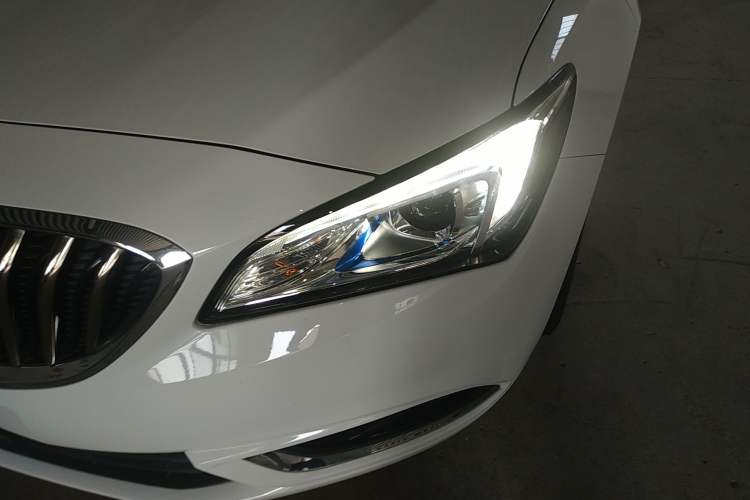 Used Buick Verano 2017 Sedan 15S Manual Entry-Level Model
