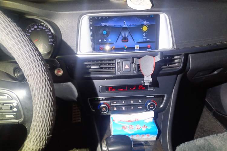 Used Kia K5 2016 2.0L Automatic LUX
