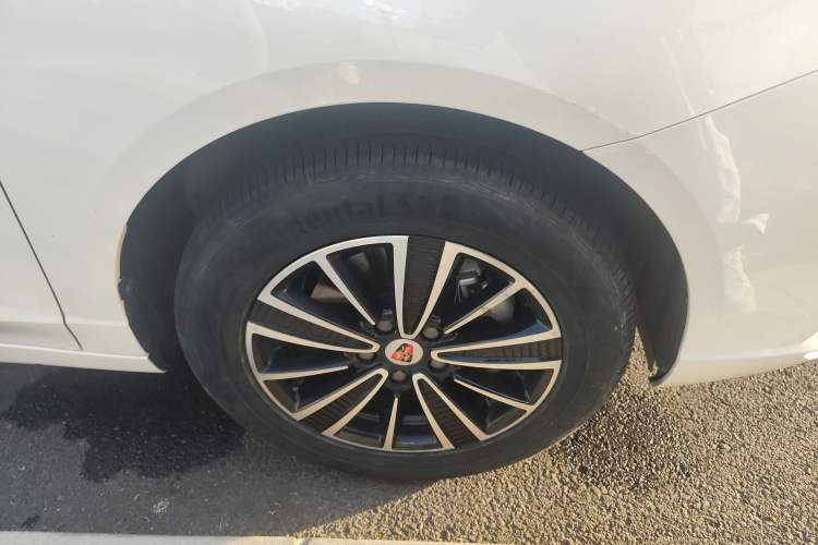 Used Roewe Ei5 2018 Internet Flagship Edition
