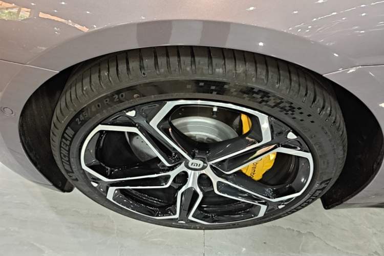 Used Xiaomi Auto SU7 2024 Four-Wheel Drive Ultra-Long Range Advanced Intelligent Driving Max Edition