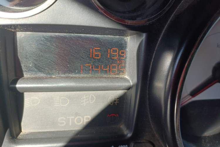 Used Peugeot 308 2012 1.6L Manual YouShang Edition
