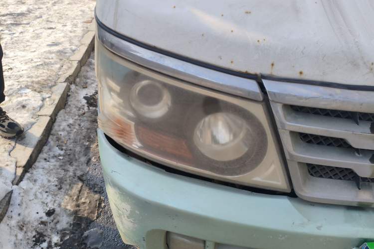 Used Jinbei Hiace 2011 2.0L Fifth-Generation Kuaiyun Classic V19
