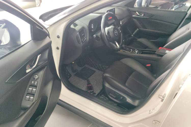 Used Mazda CX-4 2020 2.0L Automatic Two-Wheel Drive Blue Sky Luxury Edition