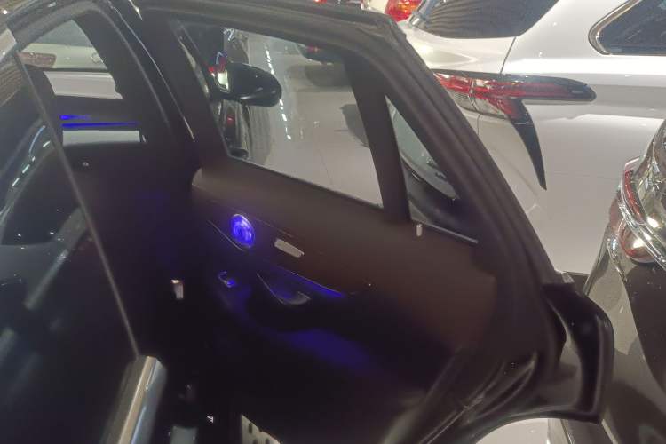 Used Mercedes-Benz GLC 2021 GLC 260 L 4MATIC Luxury Model