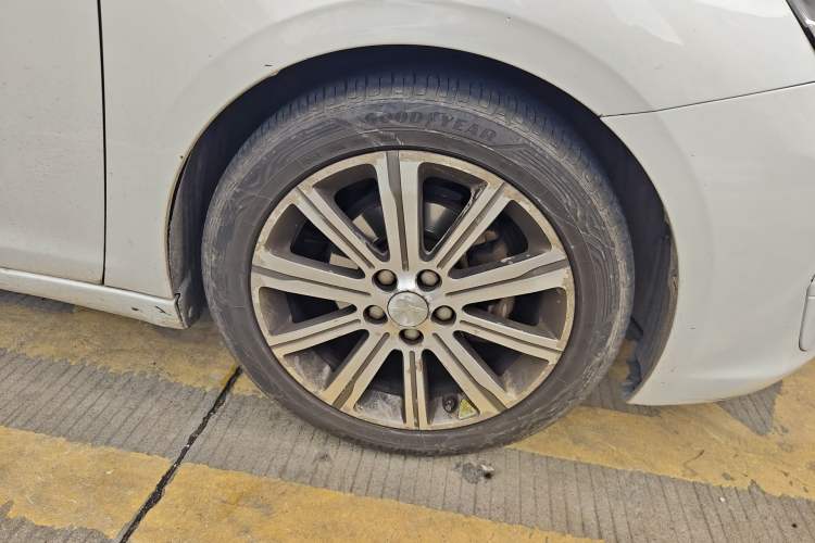 Used Peugeot 408 2014 1.8L Automatic Luxury Edition