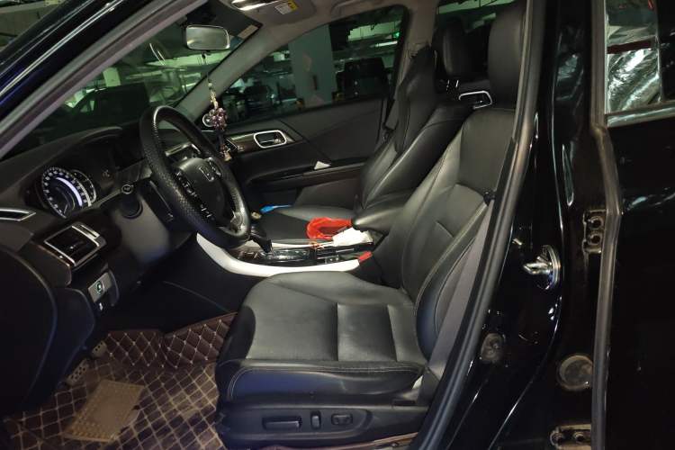 Used Honda Accord 2016 2.4L Luxury Edition Left Front Seat