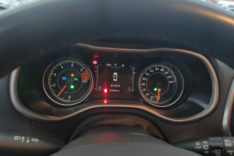 Used Jeep Cherokee 2016 2.4L Professional Edition Instrument Cluster