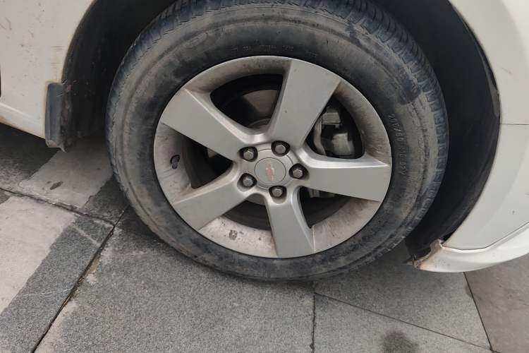 Used Chevrolet Cruze 2014 1.6L SL Millionth Anniversary Edition MT
