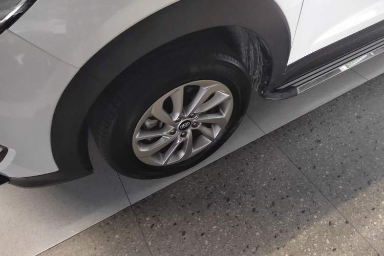 Used Hyundai Tucson 2015 1.6T Dual-Clutch Two-Wheel-Drive Smart Model
