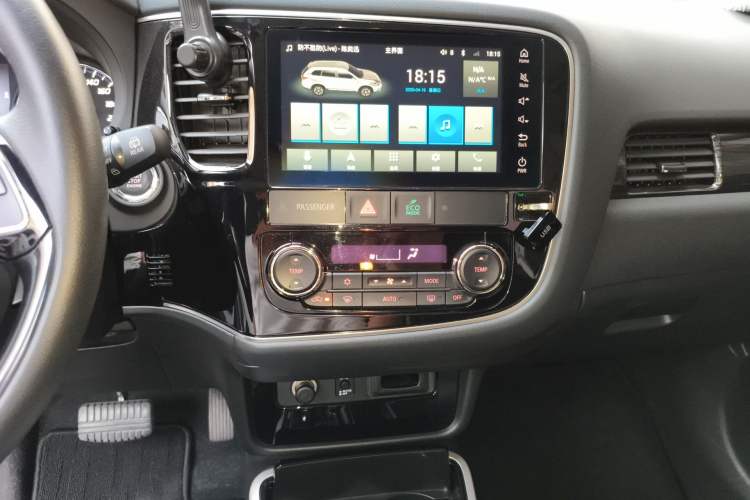 Used Mitsubishi Outlander 2020 2.4L 4x4 Zhi Xiang Edition 7-Seater
