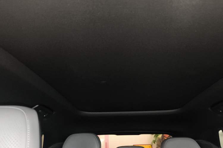 Used Lynk & Co 08 EM-P 2023 120km Long-Range Pro