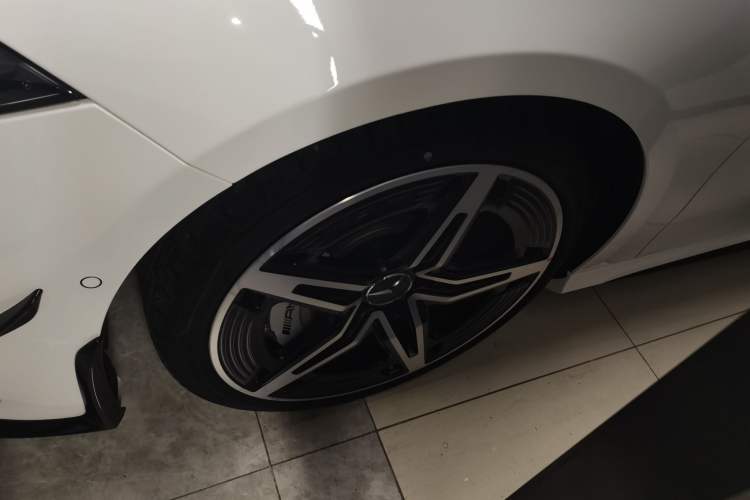 Used Mercedes-Benz A-AMG 2024 Facelift AMG A 35 L 4MATIC
