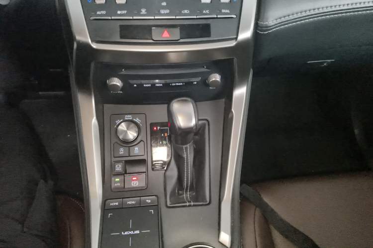 Used Lexus NX 2017 200 Front-Wheel-Drive X-Trail SE Edition
