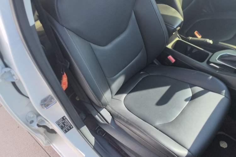 Used Ford Escort 2021 1.5L Automatic Diamond Edition Right Front Seat