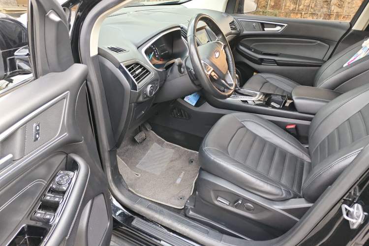 Used Ford Edge 2018 EcoBoost 245 Two-Wheel-Drive Titanium 7-Seater China V Standard