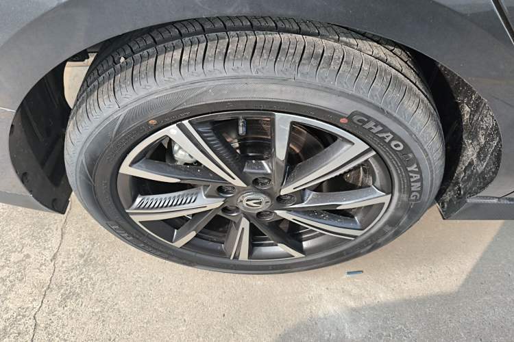 Used CHANGAN Eado 2025 Blue Whale 1.5T 500Bar Prestige Model
