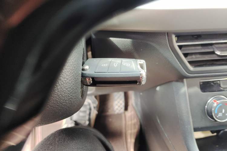 Used Volkswagen Lavida 2022 1.5L Automatic Comfort Edition Vehicle Key