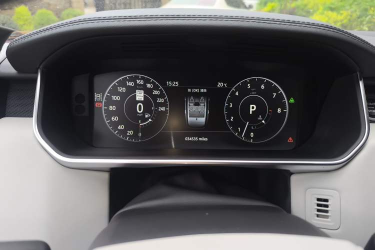 Used Land Rover Range 2017 3.0 SC V6 Vogue Instrument Cluster