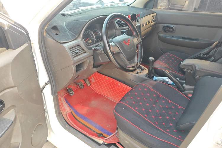 Used Wuling Hongguang 2020 1.2L S Base Model China VI LSI Driver Seat