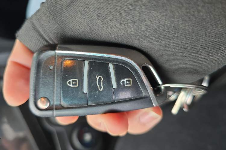 Used Haima Fumei 2016 1.6L Manual Prestige Model Upgrade