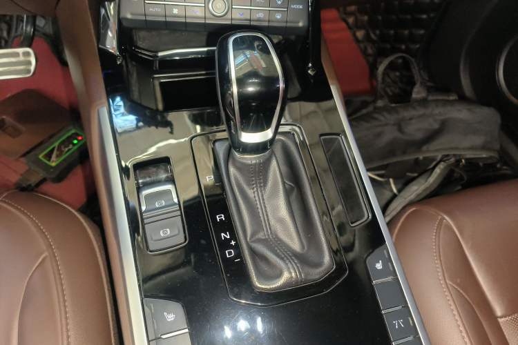 Used Wey VV7 2017 2.0T Flagship Model