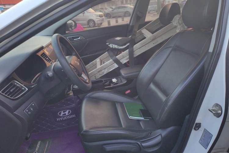 Used Hyundai Mistra 2014 1.8L Automatic Smart GLS
