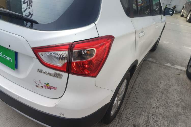 Used Suzuki S-Cross 2014 1.6L CVT Two-Wheel Drive Elite Version
