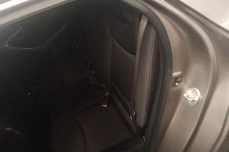 Used Hyundai Elantra (5th Generation / Langdong) 2012 1.6L Automatic Fashion Edition