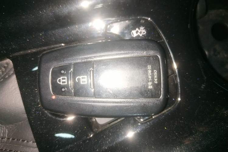 Used Toyota C-HR 2020 2.0L Luxury Edition
