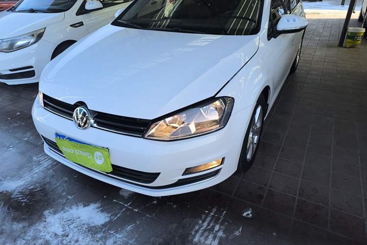 Used Volkswagen Golf 2015 1.4TSI Automatic Luxury Model
