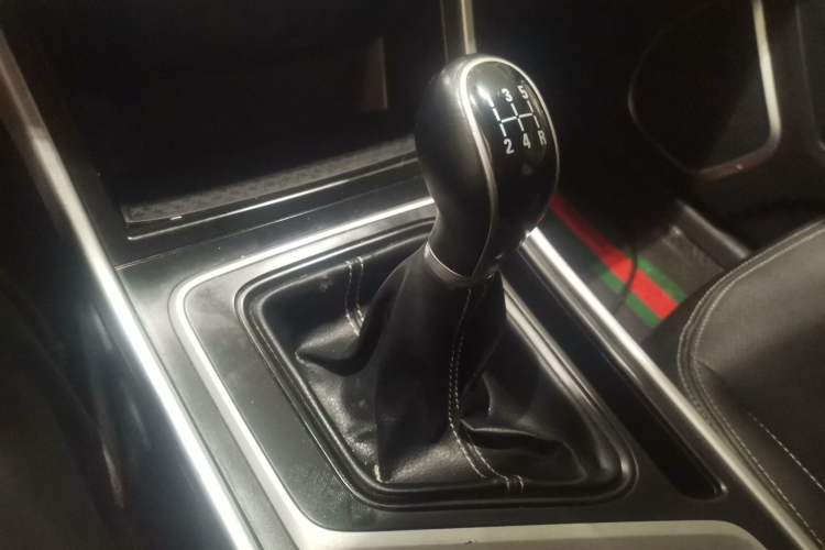 Used Geely Auto Vision X6 2018 1.8L Manual 4G Connect Luxury Edition