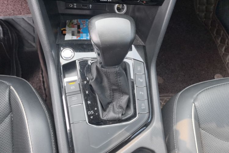 Used Volkswagen Tiguan L 2017 330TSI Automatic Two-Wheel Drive Flagship Edition