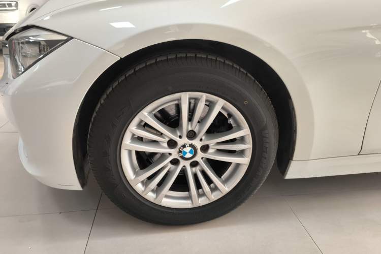 Used BMW 3 Series 2014 320Li Fashion Model