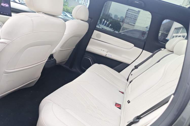 Used CHANGAN NEVO Q07 2025 215 Prestige Edition
