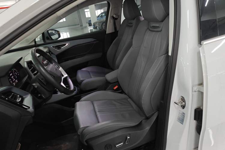 Used Audi Q5 e-tron 2023 40 e-tron Starry Edition Mecha Kit