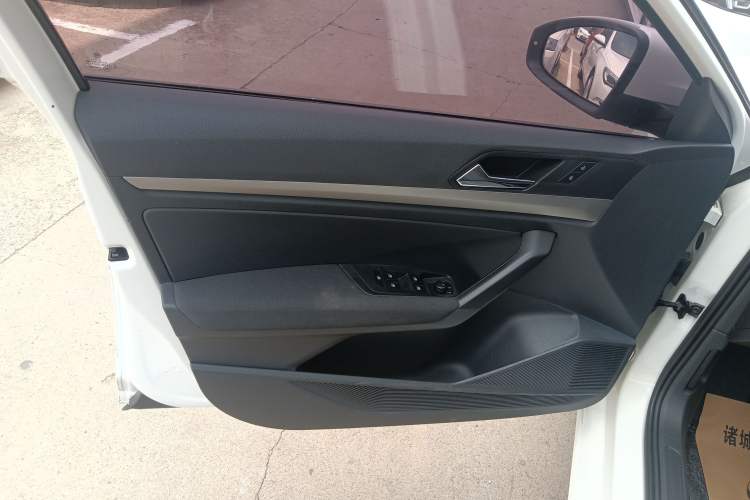 Used Volkswagen Lavida 2019 1.5L Automatic Fashion Edition China VI
