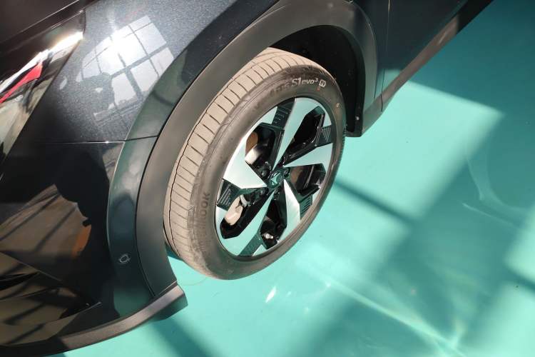 Used ARCFOX Alpha T5 2025 520 MAX