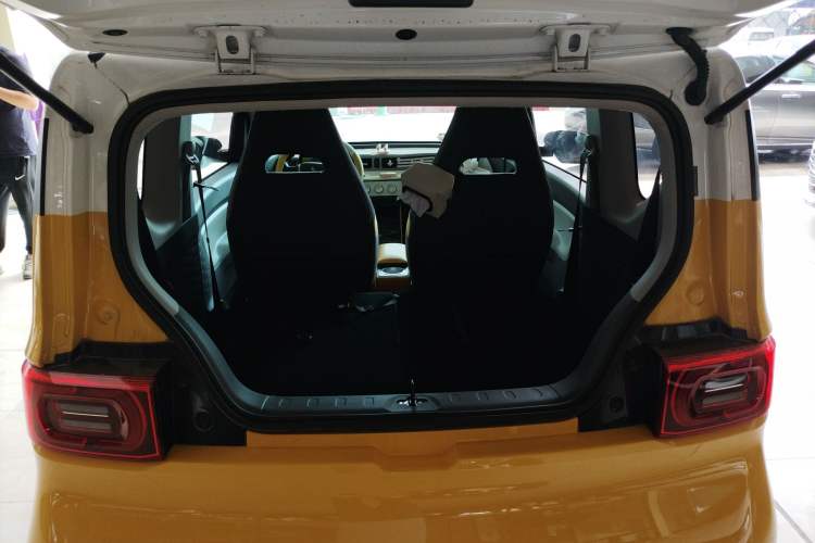 Used Wuling Hongguang MINIEV 2022 Macaron Fashion Model Lithium Iron Phosphate