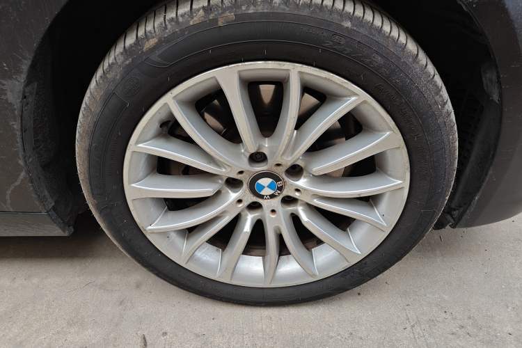 Used BMW 5 Series 2017 525Li Luxury Design Package
