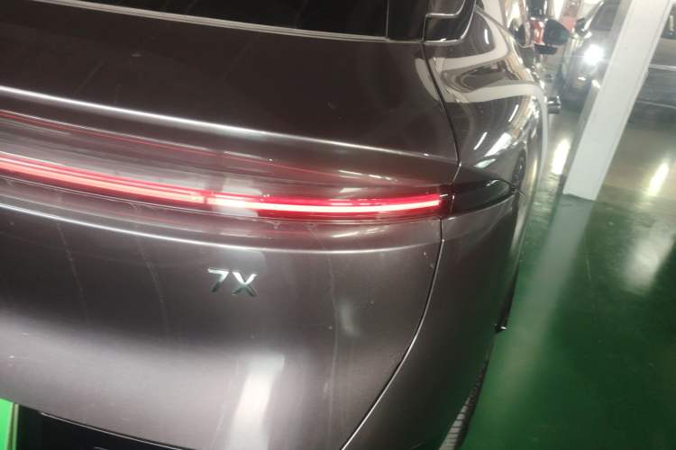 Used Zeekr 7X 2025 75 kWh Rear-Wheel Drive Intelligent Driving Version
