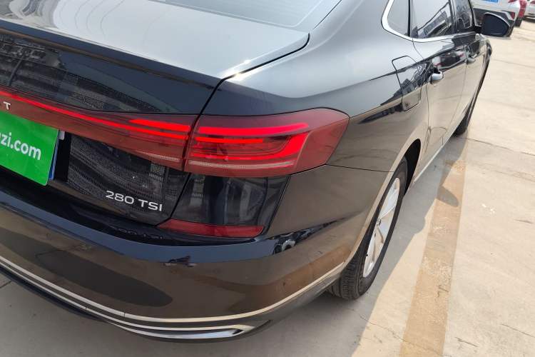 Used Volkswagen Passat 2022 280TSI Business Edition Right Rear Taillight