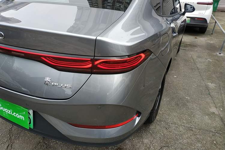 Used BYD Qin PLUS 2025 DM-i Smart Drive 55KM Leading Model
