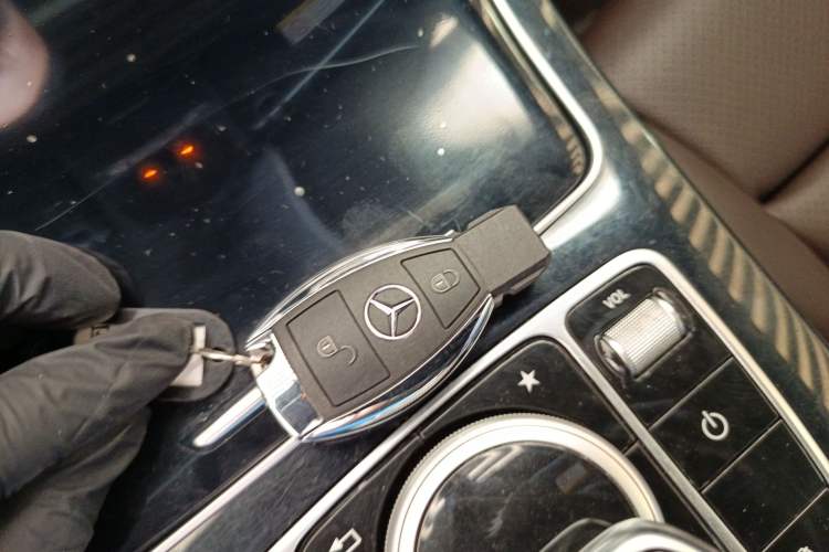 Used Mercedes-Benz GLC 2016 GLC 200 4MATIC
