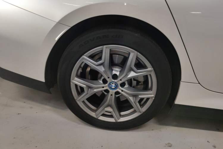 Used BMW i3 2022 eDrive 35 L
