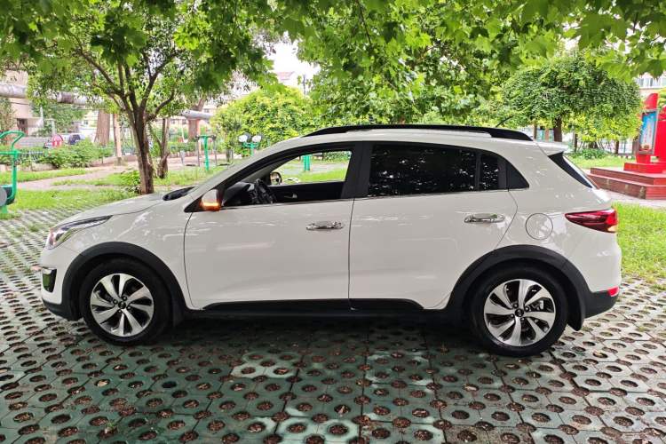 Used Kia KX Cross 2018 1.6L Automatic Dynamic Sunroof Version
