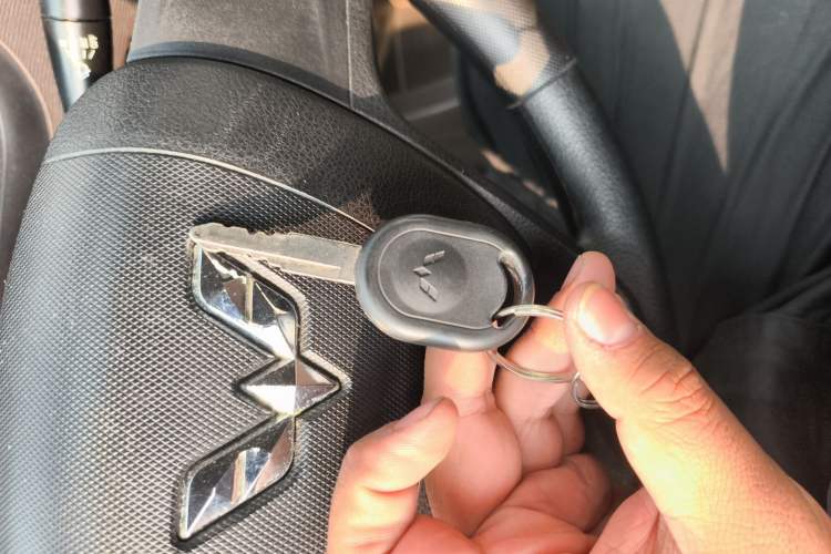 Used Wuling Hongguang 2015 1.5L S Basic Version China V Standard