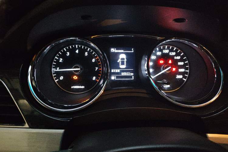 Used Baojun 730 2016 1.8L Manual Luxury Edition 7 Seats
