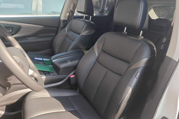 Used Nissan Murano 2021 2.5L XL Two-Wheel Drive Smart Connect Luxury Edition
